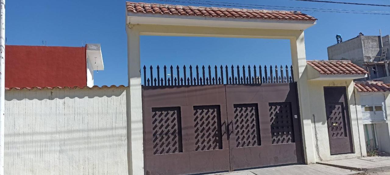 Casa PORTAL DE HIERRO, CENTRICA Y COMODA Villa San Cristóbal de Las Casas Exterior foto